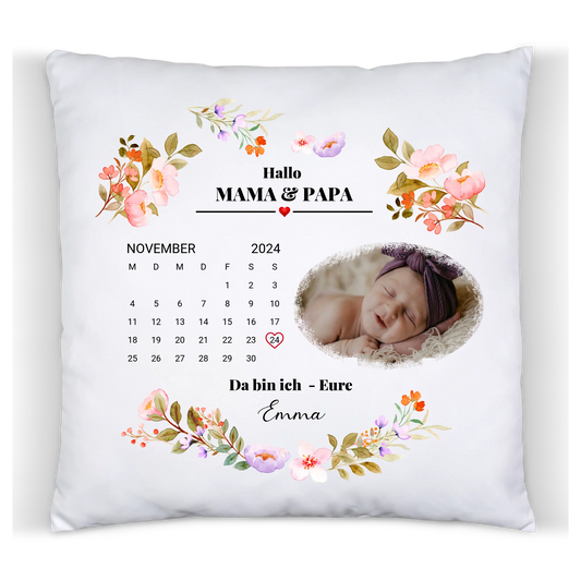 Süßes Babykissen mit Babyfoto, Namen und Datum gestaltbar. Perfekt als Geschenk für Neugeborene, Eltern & Paten.