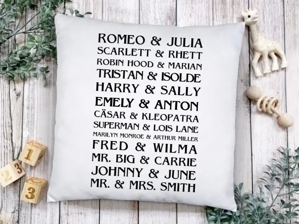 Hochzeitsgeschenk - Personalisiertes Sprüche Kissen Geschenk Romeo & Julia - Geburtstagsgeschenk, Weihnachtsgeschenk von Zeitraum-Kunstdrucke