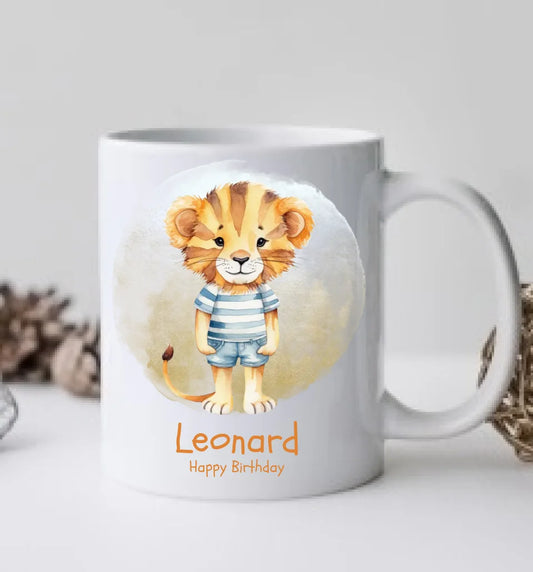 Personalisiertes Geschenk Kinder Tasse kleiner Löwe - Schulbeginn 1. Klasse - Einschulung Keramiktasse 330 ml Mug Classic - Panorama