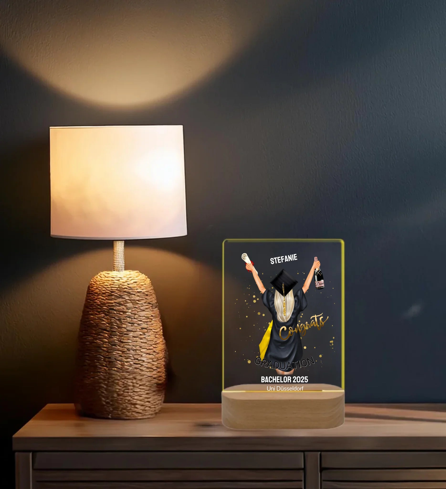 Komode Licht an