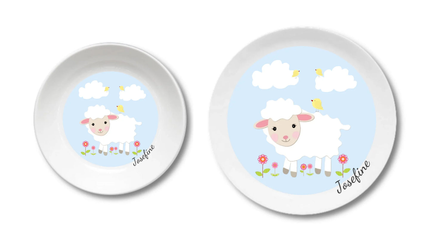 Kinderteller Schäfchen mit Namen personalisiert, Kindergeschirr Geschenk zur Taufe, Geburt, Geburtstag und Weihnachten Teller personalisiert Kinderteller + flacher Teller 190mm Ø + 235mm Ø - nur innerhalb Deutschland lieferbar