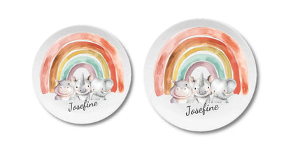 Kinderteller Regenbogen mit Namen & Safari-Dschungeltieren personalisiert, Kindergeschirr Geschenk zur Taufe, Geburt, Geburtstag und Weihnachten Teller personalisiert Flacher Teller + Pizzateller 235 ø + 280 ø - - nur innerhalb Deutschland lieferbar