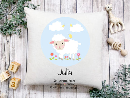 Personalisiertes Geschenk zur Geburt und Taufe | Schäfchen - Kinderposter - Kissen - Kinderdecke