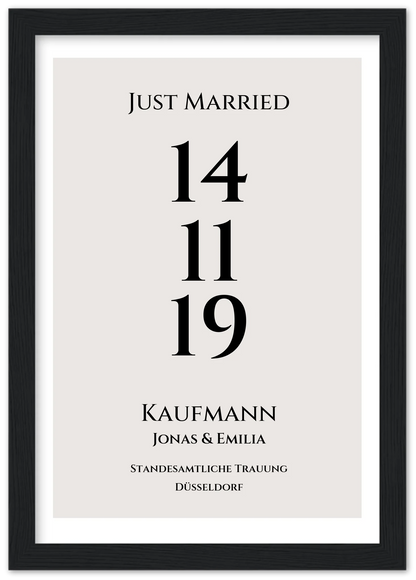 Personalisiertes Hochzeitsposter "Just Married" | "Hochzeit Datum" Hochzeitsgeschenk mit Namen und Datum Premium Matte Paper Wooden Framed Poster - Black - Vertical Gerahmtes Poster A4 21x29.7 cm