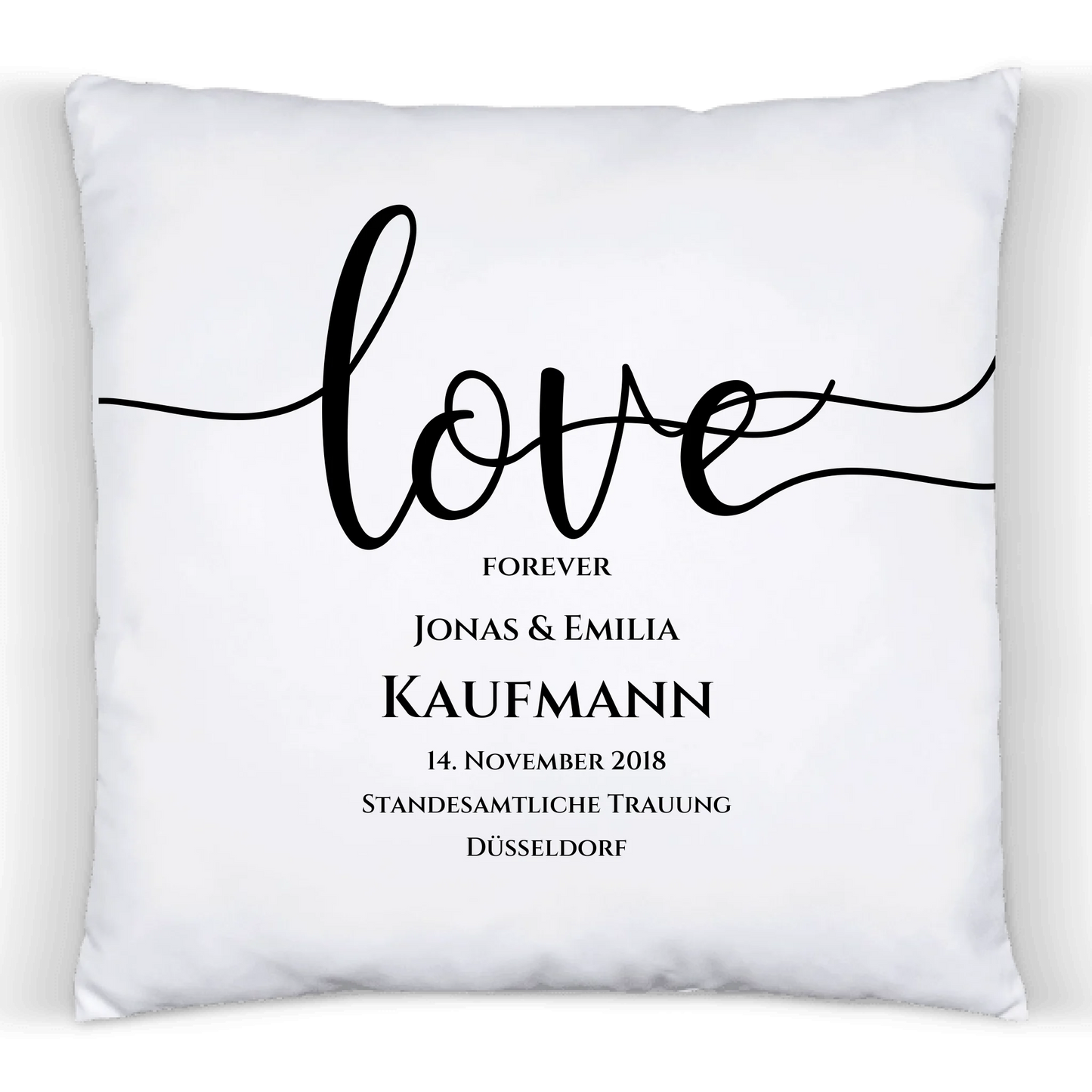 "LOVE" Kissen Hochzeitsgeschenk | personalisiertes Hochzeitskissen Brautpaar | Geschenkidee zur Hochzeit, Hochzeitstag, Valentinstag, Geburtstag Premium Kissen (Plüschoberfläche) Premium Kissen