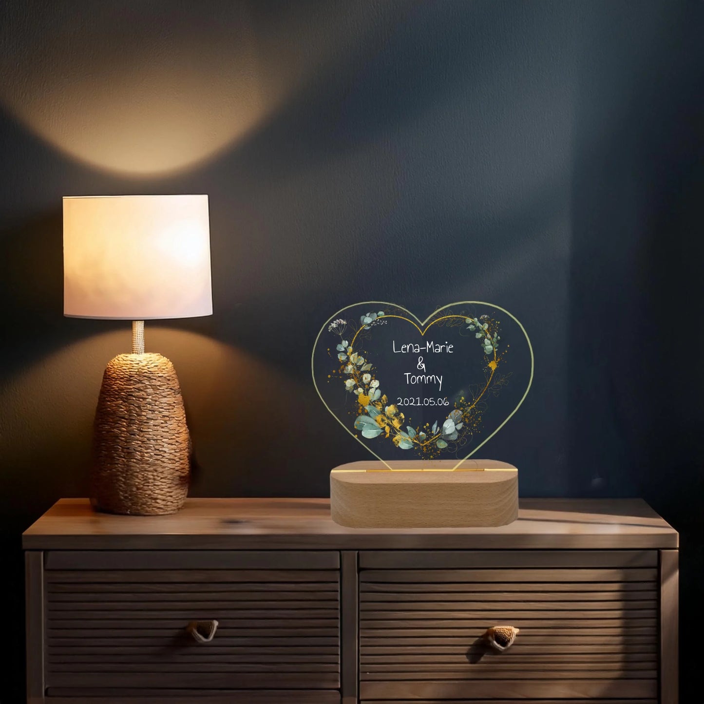 Personalisiertes Geschenk für das Brautpaar zur Hochzeit - LED Deko Licht mit Namen & Datum